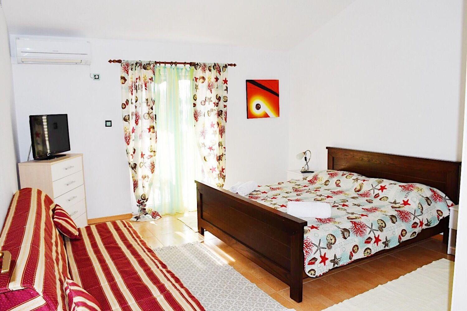 Apartments Darko - 30 M From Beach Sukošan Kültér fotó