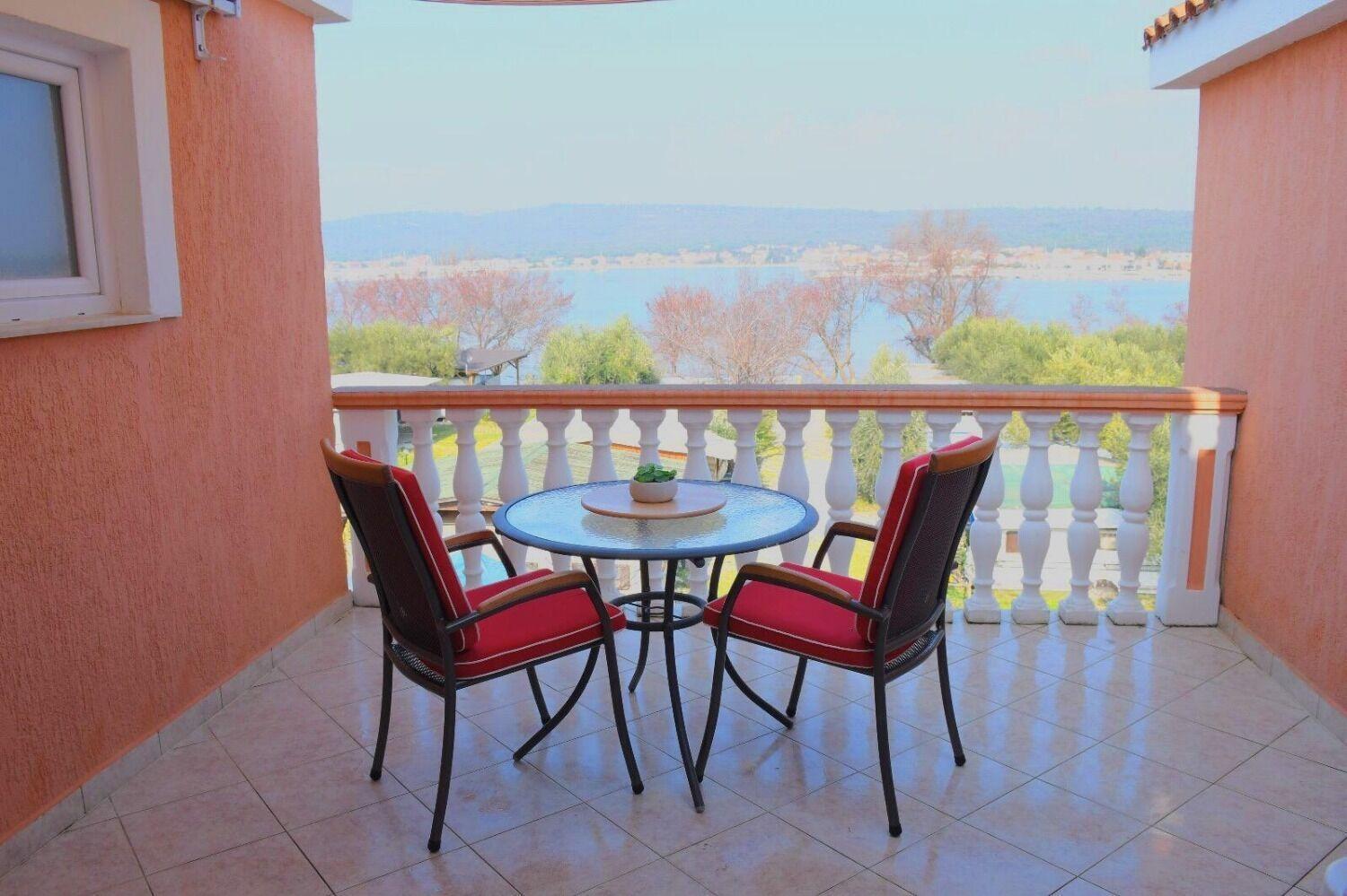 Apartments Darko - 30 M From Beach Sukošan Kültér fotó